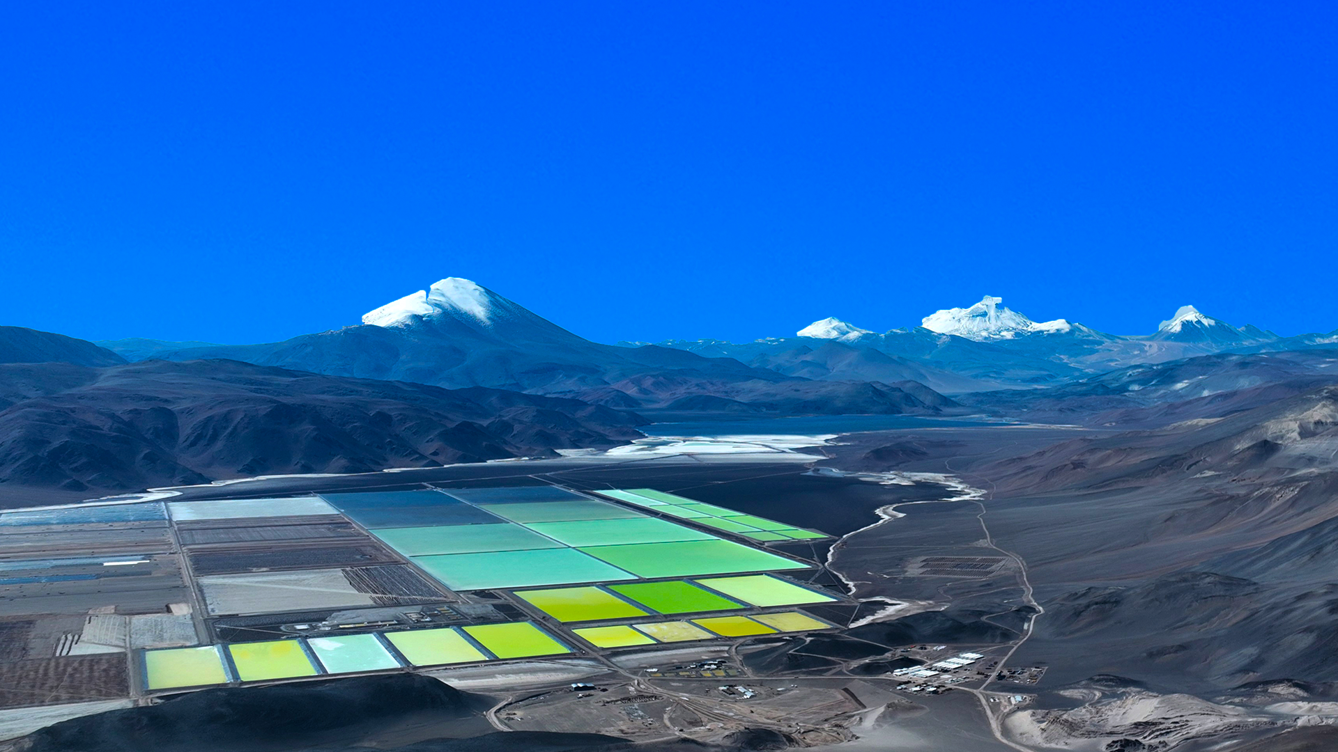 紫金矿业发布2024年业绩 归母净利润达321亿元